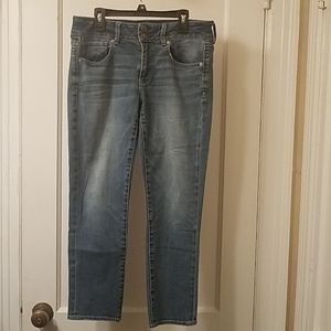 American eagle artist crop jeans size 6